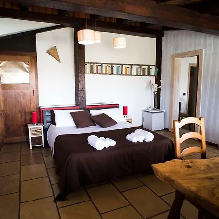 Terra Di Mezzo بيت ضيافة